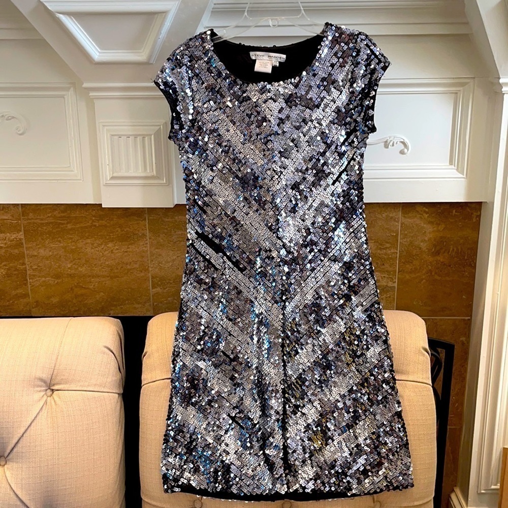 steve Madden Silver Sequin Cocktail Party Dress